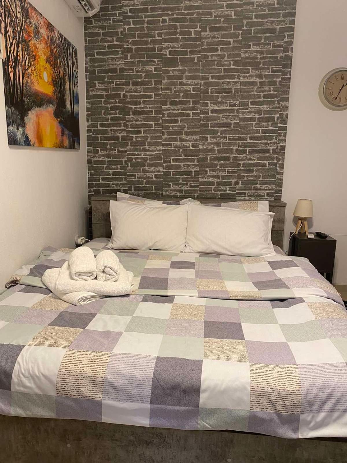 Central & Riverfront Room 1 Édessa Extérieur photo